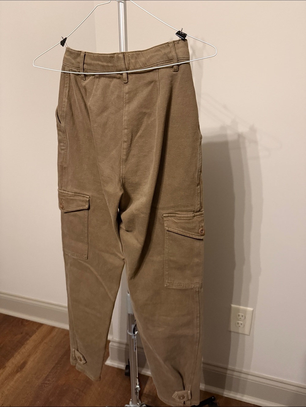 Wilfred Olive Brown Cargo Pants - Picture 3 of 3